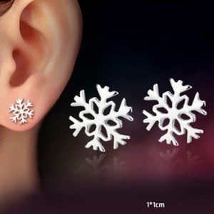 Silver Plated Snowflake Stud Earrings
